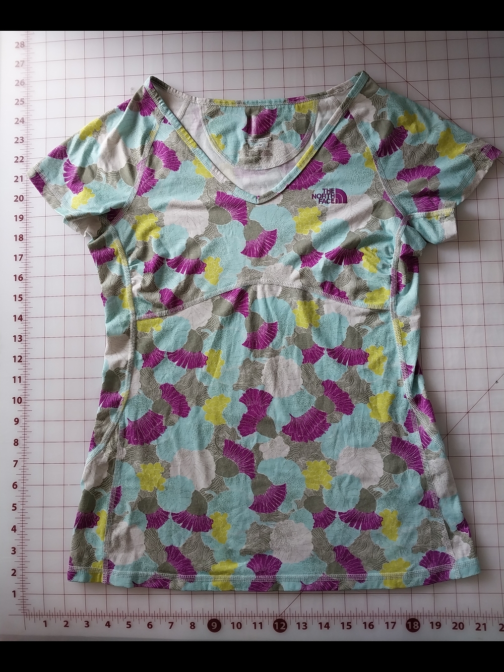 The North Face Women's Floral Print V-Neck Tee in Aqua